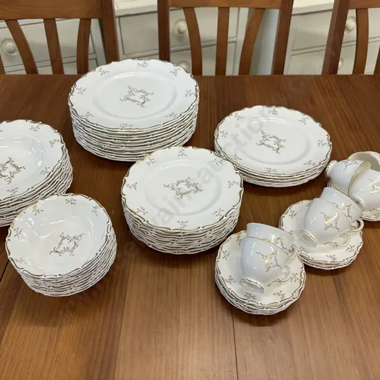  Royal Doulton English Fine China "Monteige" Dinner Ware & Demi Cups & Saucers #H4954 66 Pieces